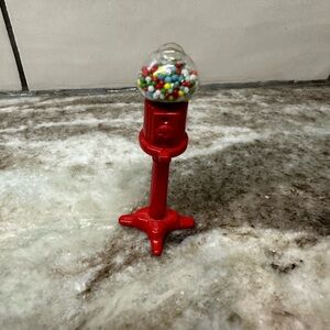Dollhouse Miniature Standing Red Metal Gumball Machine Glass Globe 1:12 Scale